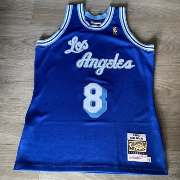 Mitchell & Ness Kobe Bryant Hardwood Classic Authentic...
